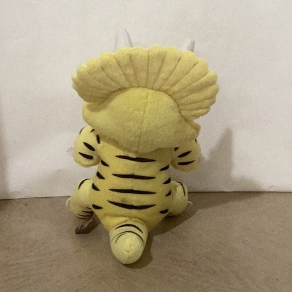 Dinosaur stuffed animal - Picture 4 of 5